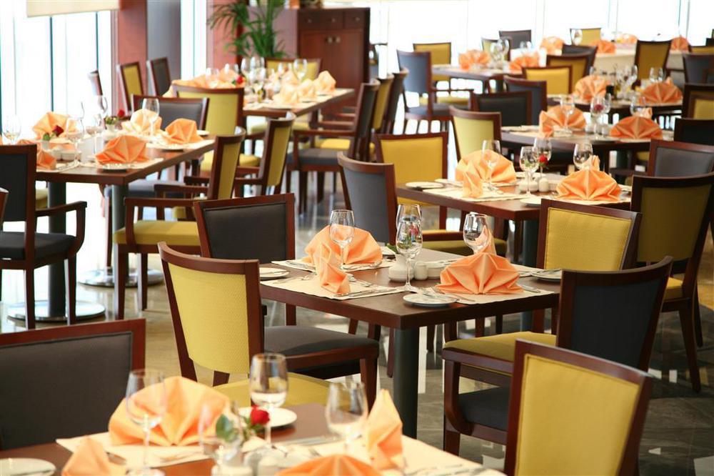 Symphony Hotel Apartments Dubai Restaurante foto